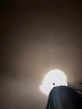 bella parisi online show from March 9, 2025, 12:00 am