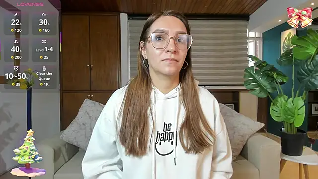 miataylorr1 online show from December 15, 2025, 12:00 pm