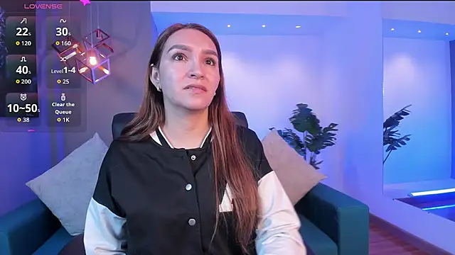 miataylorr1 online show from September 13, 2025, 12:16 pm