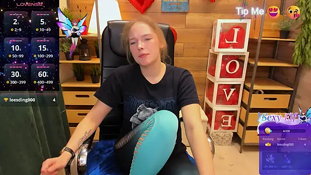  fiona Love online show from March 2, 2025, 10:13 pm