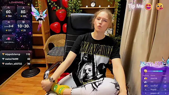  fiona Love online show from March 2, 2025, 1:04 am