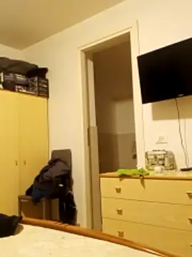 CALDA-AKIRA online show from March 5, 2026, 5:26 am