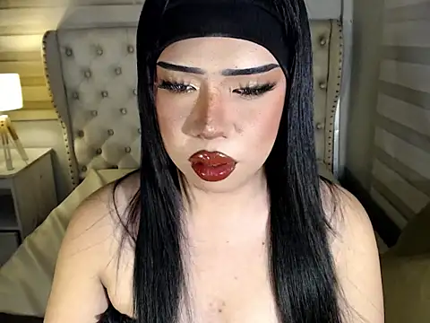 RebecaNextToYou online show from July 13, 2026, 6:40 pm