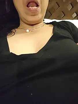 Susannemilf online show from February 2, 2026, 1:21 pm