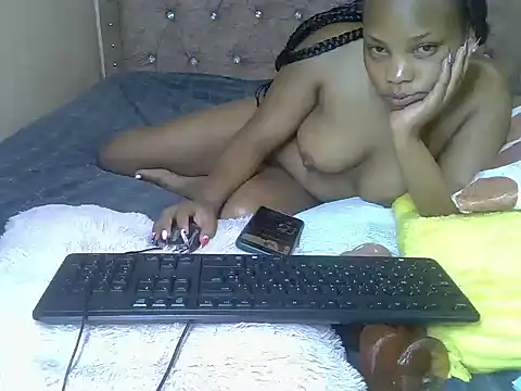 SexyVeey online show from October 28, 2025, 11:58 pm