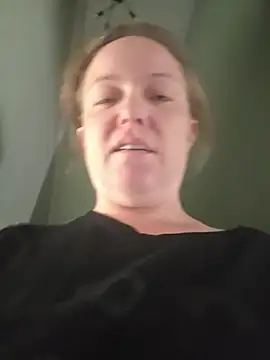 julimonroe online show from August 4, 2026, 7:51 pm