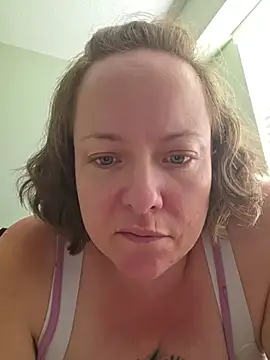 julimonroe online show from June 28, 2026, 3:29 pm