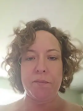 julimonroe online show from August 1, 2026, 5:55 pm