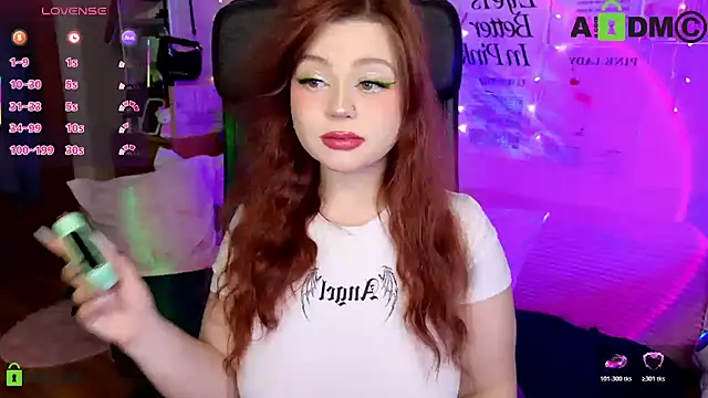 StellaMilla online show from June 21, 2026, 10:48 pm