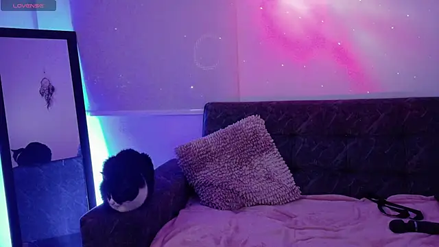 Lia Tinez online show from September 29, 2025, 11:43 pm