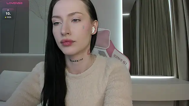 Snapshot of JenniferQueen11 chatting on May 28, 2026, 3:40 pm JenniferQueen11 online show from May 28, 2026, 3:40 pm