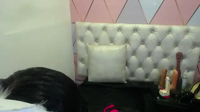 Snapshot of greatASS_Latina chatting on June 5, 2026, 11:38 am greatASS Latina online show from June 5, 2026, 11:38 am