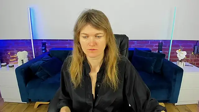 Snapshot of Anabell_xxx chatting on February 15, 2026, 6:36 am Anabell xxx online show from February 15, 2026, 6:36 am