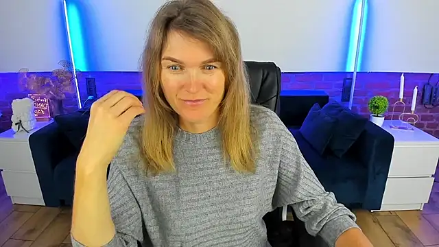 Anabell xxx online show from September 18, 2025, 6:33 pm