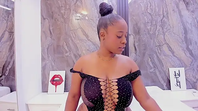 HellenJohansson online show from February 15, 2026, 7:13 pm