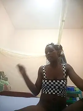 Snapshot of Petite_li chatting on March 17, 2026, 8:12 pm Petite li online show from March 17, 2026, 8:12 pm