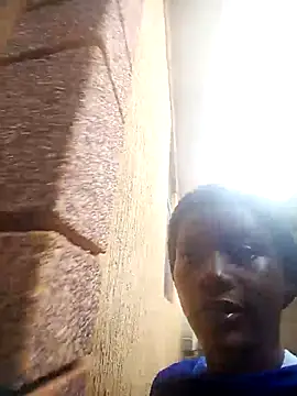 Snapshot of Petite_li chatting on March 21, 2026, 8:19 am Petite li online show from March 21, 2026, 8:19 am