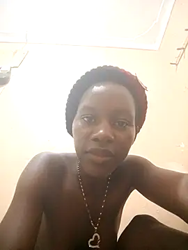 Petite li online show from November 21, 2025, 4:28 pm