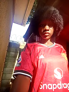 Snapshot of Petite_li chatting on February 15, 2026, 5:52 am Petite li online show from February 15, 2026, 5:52 am