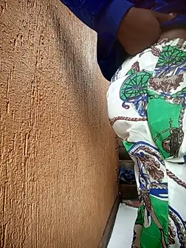 Snapshot of Petite_li chatting on March 21, 2026, 7:09 am Petite li online show from March 21, 2026, 7:09 am