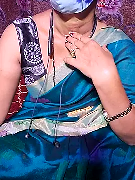 XBHUUME online show from July 9, 2026, 5:23 pm