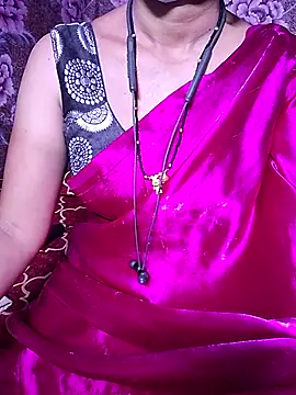 XBHUUME online show from July 13, 2026, 5:23 pm