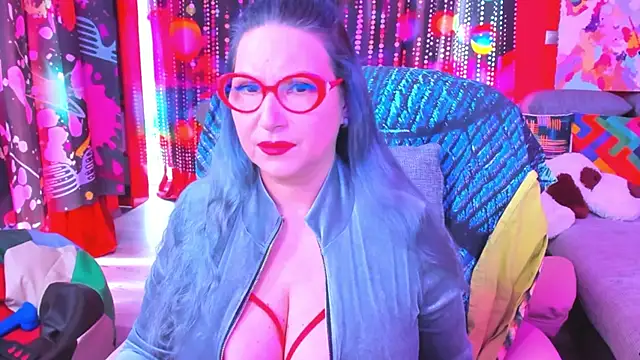 mature lisa naughty online show from March 2, 2025, 12:14 pm