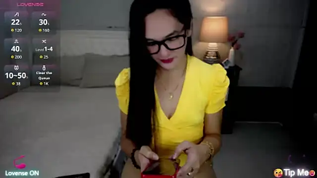 xAsianSweetHeart online show from June 15, 2026, 12:01 am
