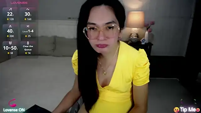 xAsianSweetHeart online show from June 14, 2026, 2:24 am