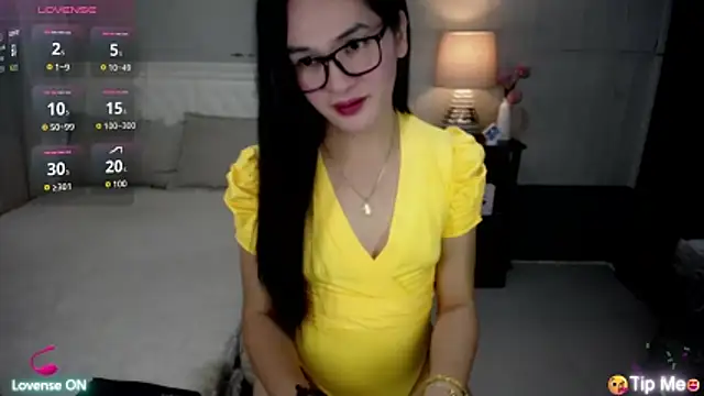 xAsianSweetHeart online show from June 5, 2026, 11:21 pm