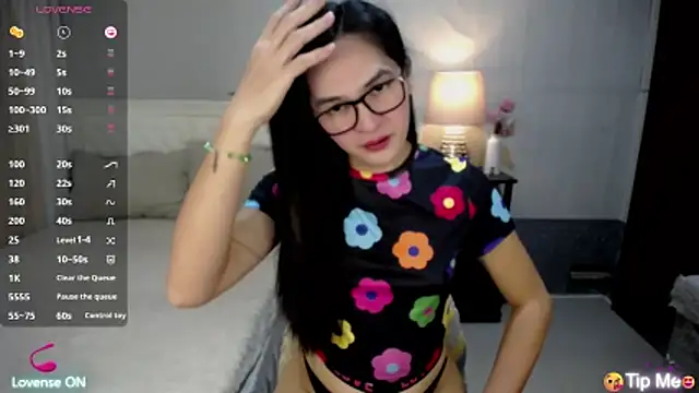 xAsianSweetHeart online show from April 28, 2026, 12:20 am