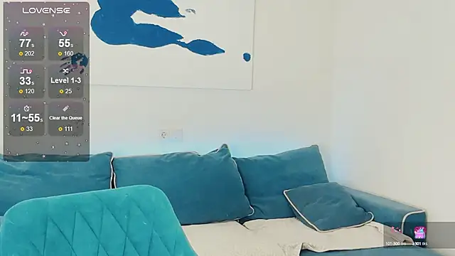 Born to Loveee online show from February 6, 2025, 3:09 pm