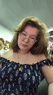 HunnyyLove online show from January 19, 2026, 2:32 pm