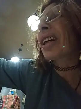 FrozenWaffle online show from July 30, 2026, 8:30 pm