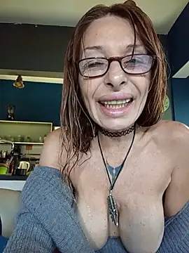 FrozenWaffle online show from June 14, 2026, 3:13 pm