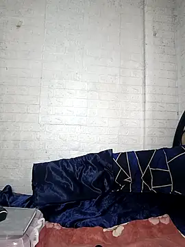  Shimmerlyn  online show from November 23, 2025, 1:15 am