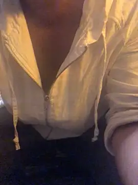 SkyMagKing online show from November 25, 2025, 7:36 pm