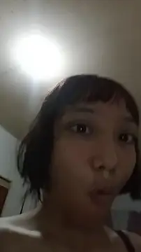 Snapshot of Karmakuro chatting on June 2, 2026, 2:11 am Karmakuro online show from June 2, 2026, 2:11 am