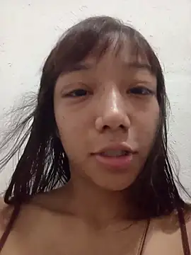 Snapshot of Karmakuro chatting on April 17, 2026, 10:34 pm Karmakuro online show from April 17, 2026, 10:34 pm