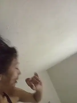 Snapshot of Karmakuro chatting on March 29, 2026, 7:10 am Karmakuro online show from March 29, 2026, 7:10 am