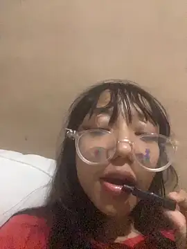 Karmakuro online show from December 16, 2025, 2:38 am