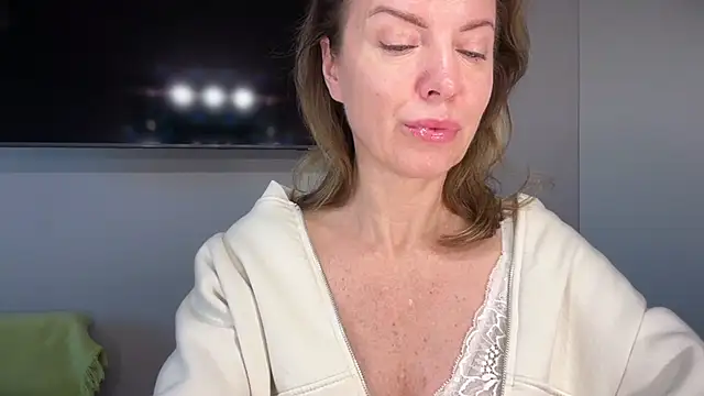 RachellAmazing online show from September 24, 2025, 5:25 am