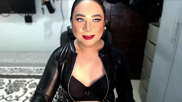 Snapshot of xSUCKTHYWOMANx chatting on October 6, 2025, 3:57 pm xSUCKTHYWOMANx online show from October 6, 2025, 3:57 pm