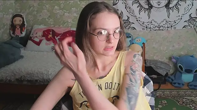 Cutie Adelia online show from May 9, 2026, 7:34 am