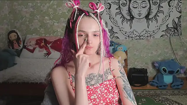 Snapshot of Cutie_Adelia chatting on June 11, 2026, 12:57 pm Cutie Adelia online show from June 11, 2026, 12:57 pm