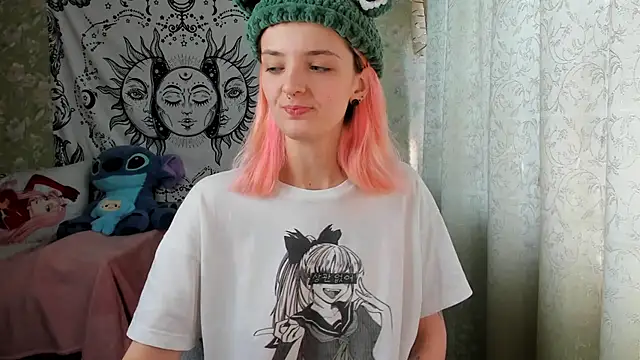 Cutie Adelia online show from February 6, 2025, 8:18 am