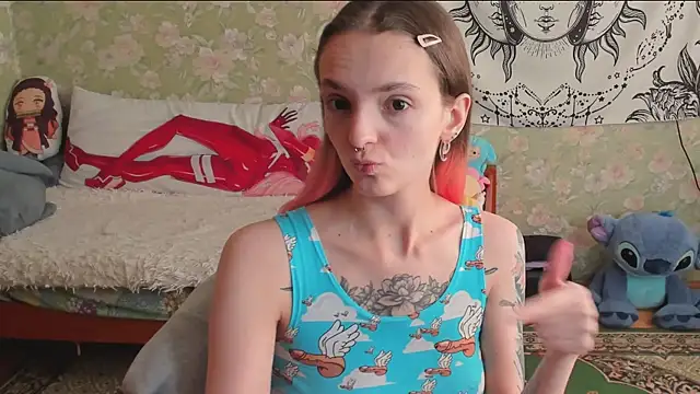 Snapshot of Cutie_Adelia chatting on March 25, 2026, 11:31 am Cutie Adelia online show from March 25, 2026, 11:31 am