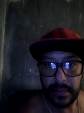 LittleDemonio online show from June 30, 2026, 4:23 am