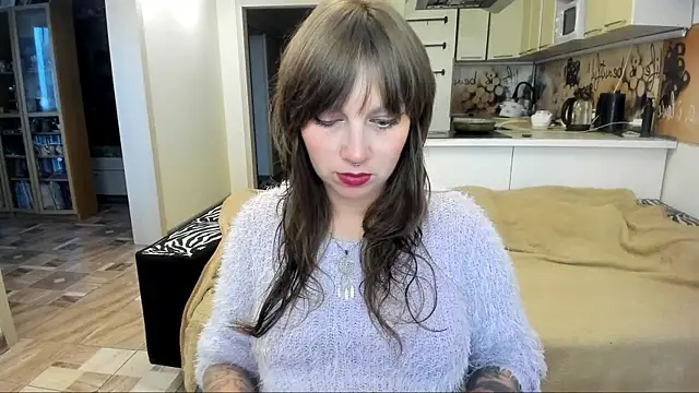 StacyTigerr online show from October 1, 2025, 2:21 pm