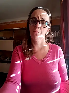 Dettybitch40 online show from October 18, 2025, 1:57 pm